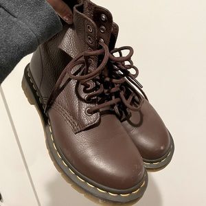 1460 Pascal Dr. Martens